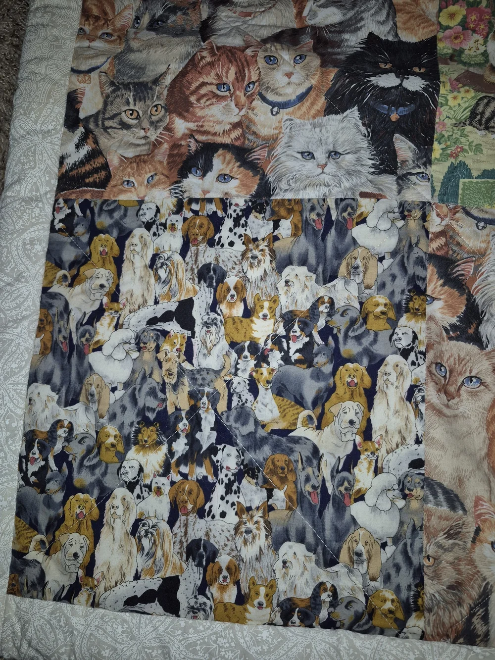 Handmade Cat/Dog Print Quilt Blanket - Multi-Color